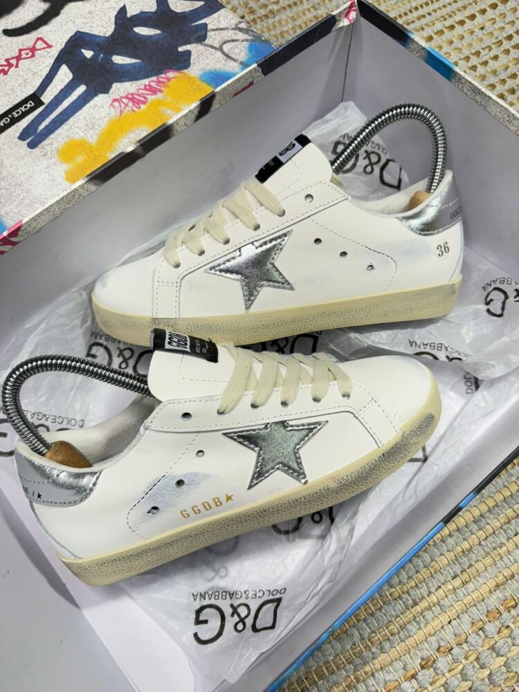 Golden goose superstar Dama